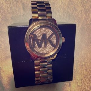 Michael Kors Runway MK5661 w/ Box